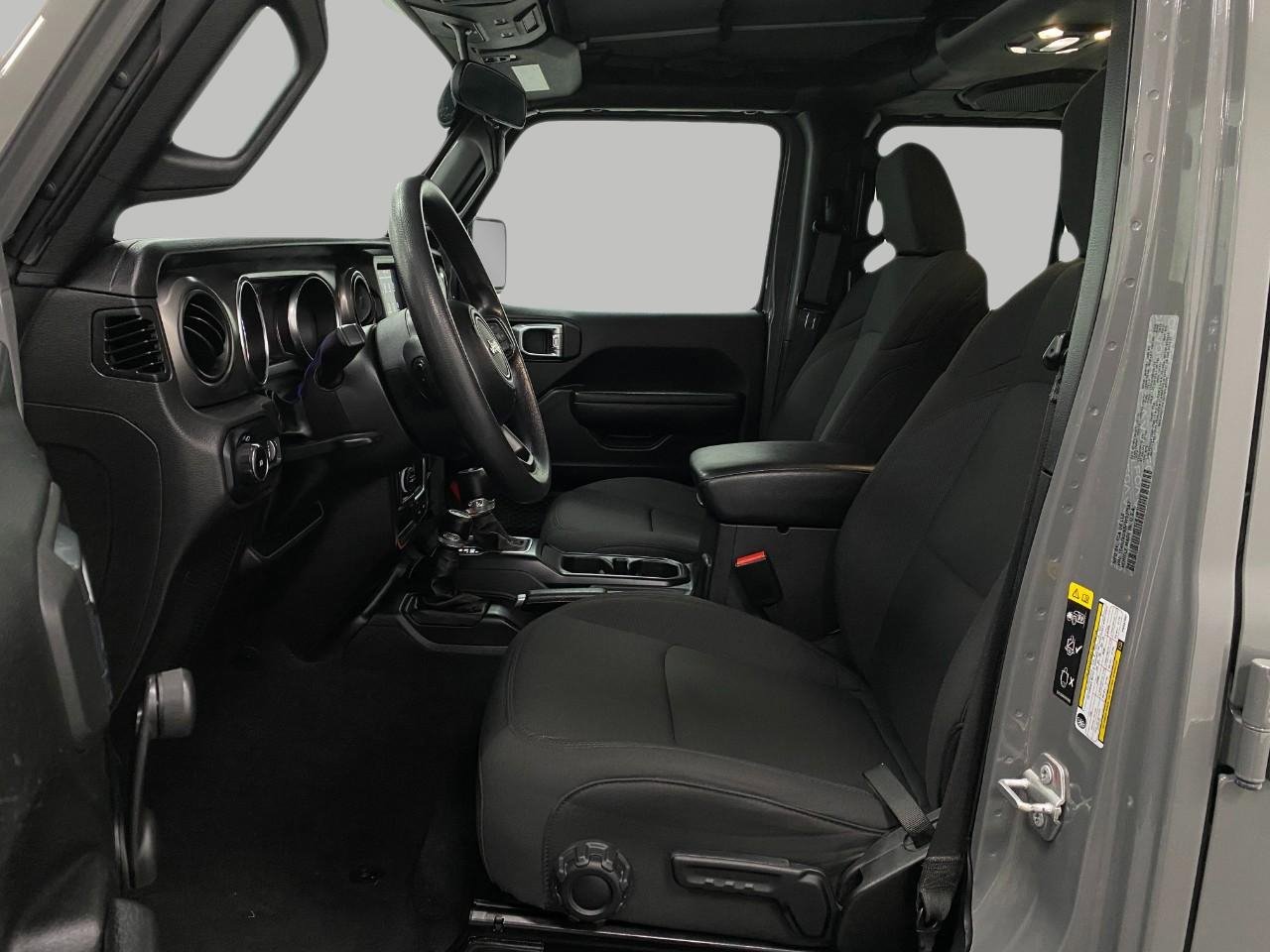 Used 2023 Jeep Wrangler Unlimited Sport image 27