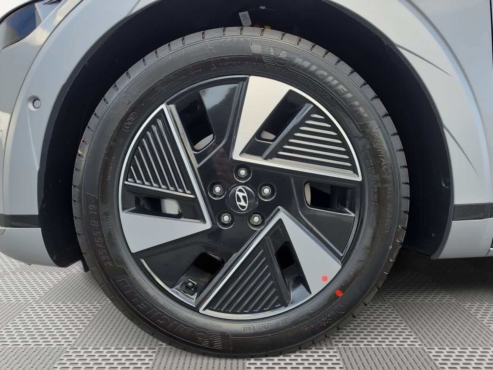 New 2027 Hyundai Ioniq 5 Limited RWD image 11