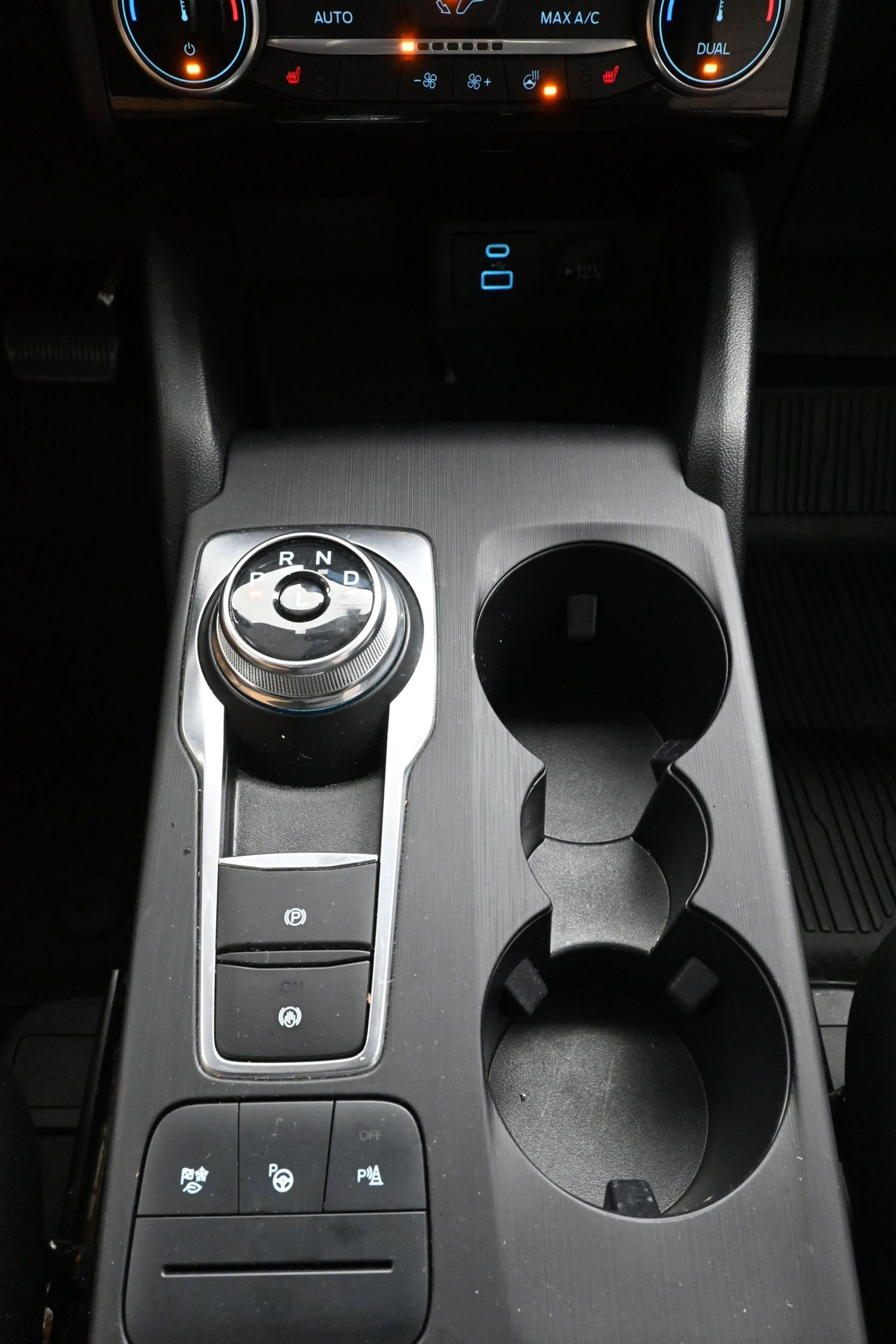 Used 2022 Ford Escape Titanium w/ Titanium Elite Package image 19