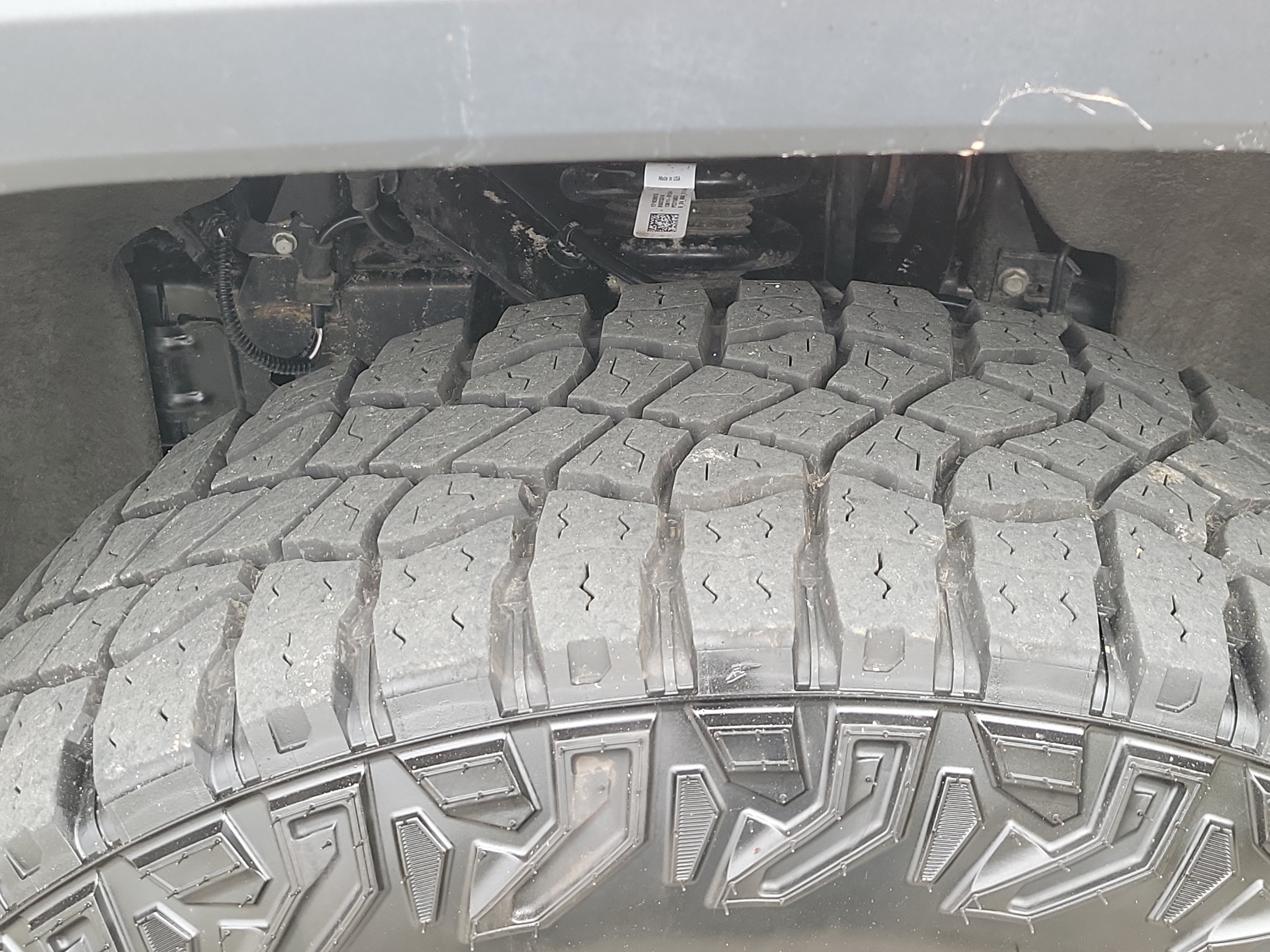 Used 2024 GMC Canyon AT4X AWD/4WD image 13