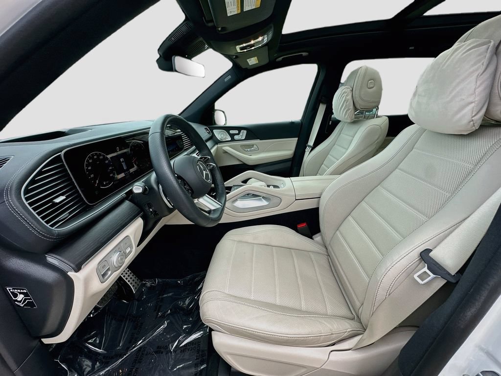 Used 2026 Mercedes-Benz GLS 580 4MATIC image 22