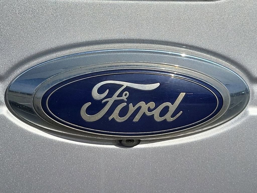 Used 2014 Ford F150 FX4 w/ Equipment Group 402A Luxury image 35