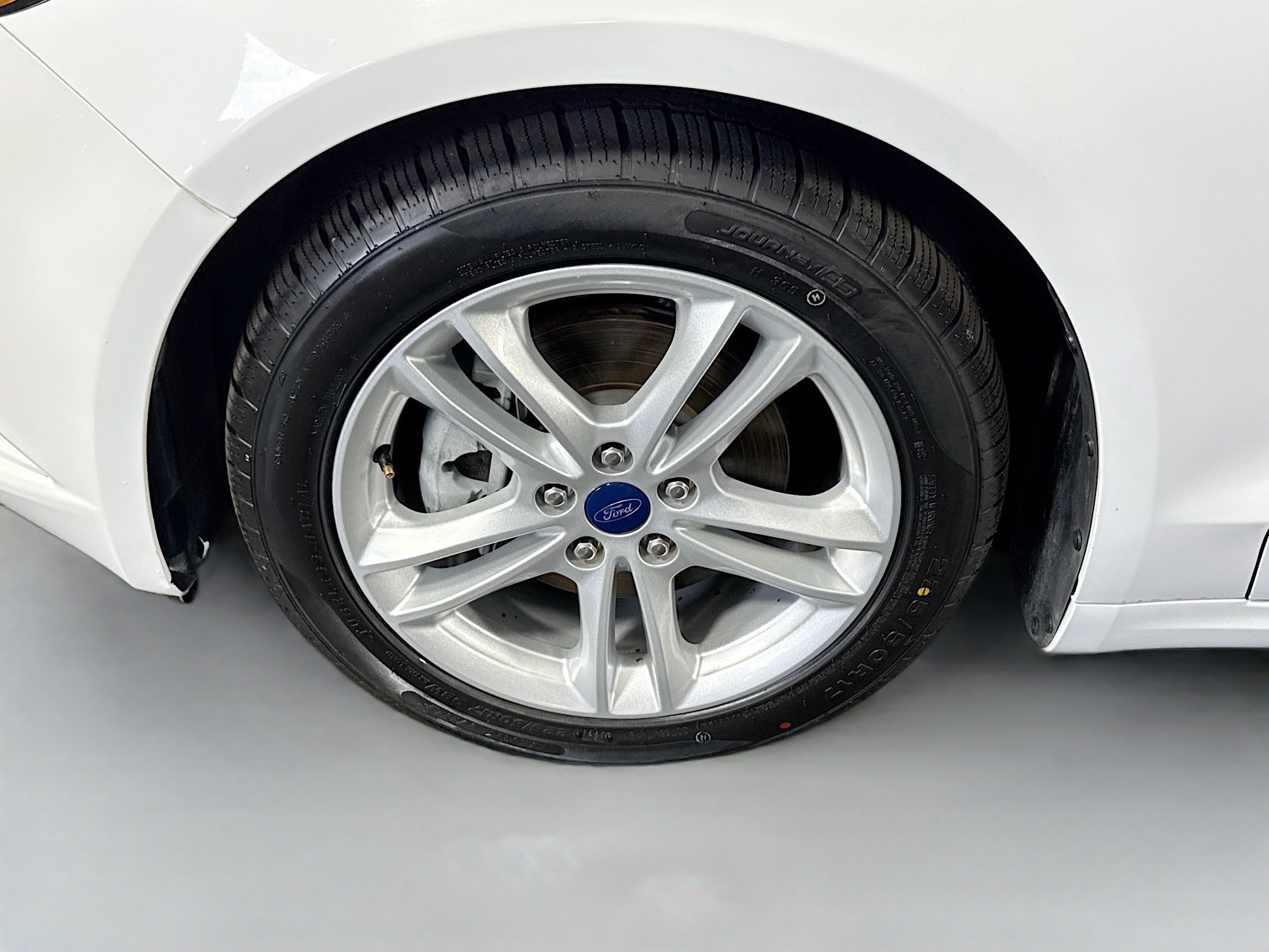Used 2018 Ford Fusion S FWD image 38
