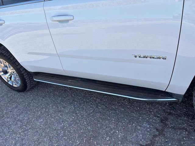 Used 2016 GMC Yukon SLE w/ HD Trailering Package image 11