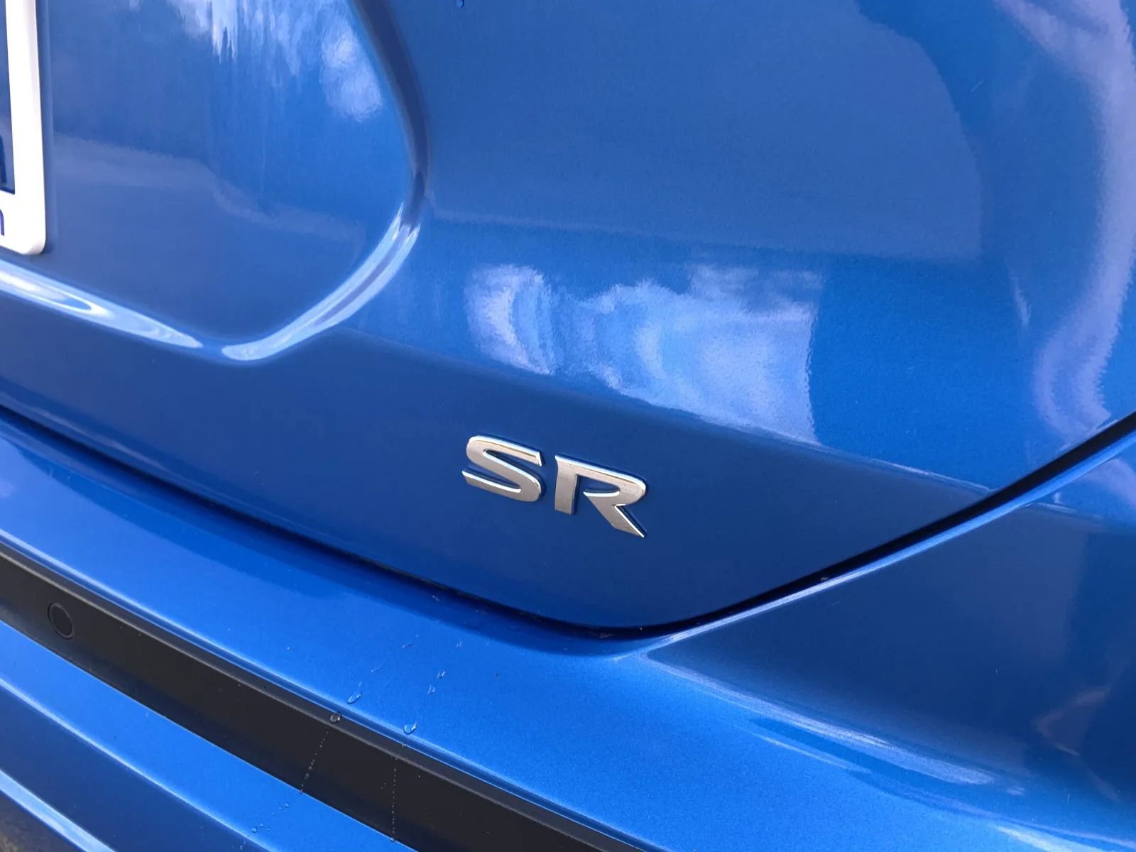 Used 2021 Nissan Kicks SR w/ Exterior Package FWD image 10