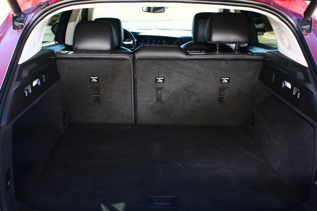 Used 2022 Buick Envision Essence w/ Technology Package I image 9