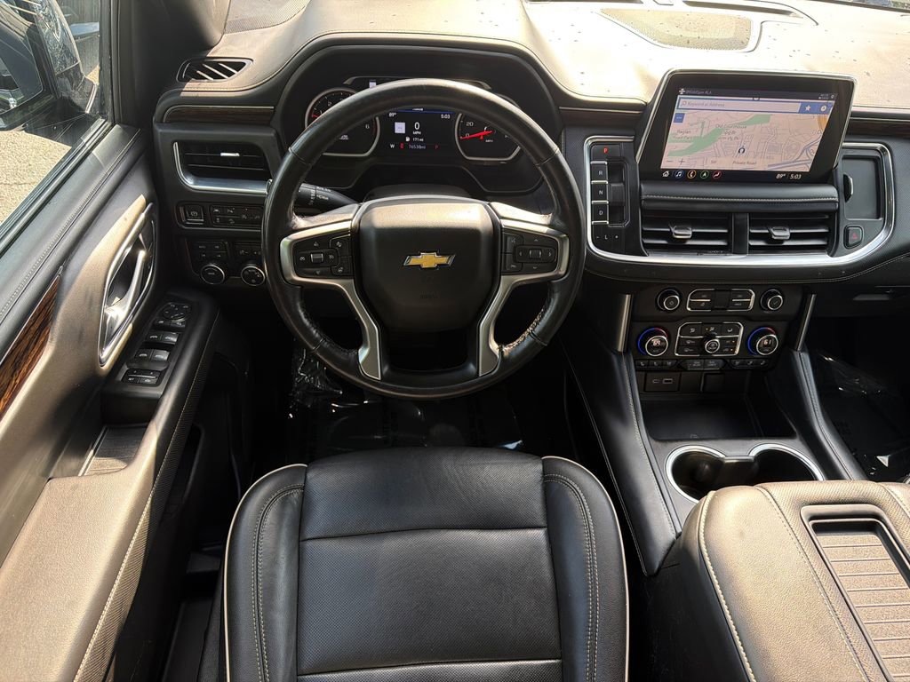 Used 2021 Chevrolet Suburban Premier AWD/4WD image 25