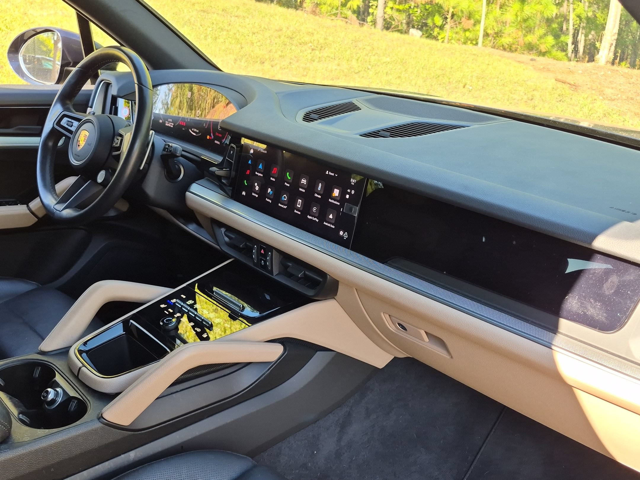 Certified 2024 Porsche Cayenne S AWD/4WD image 21