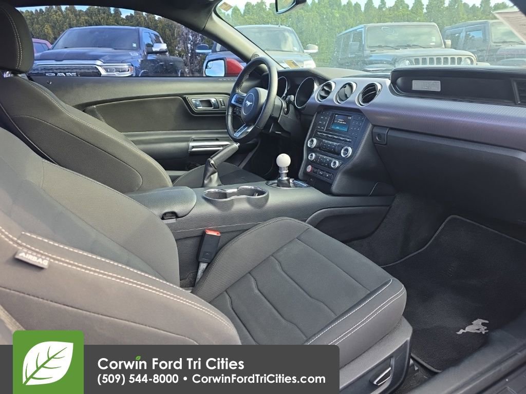 Used 2017 Ford Mustang GT w/ Interior & Wheel Package RWD image 8