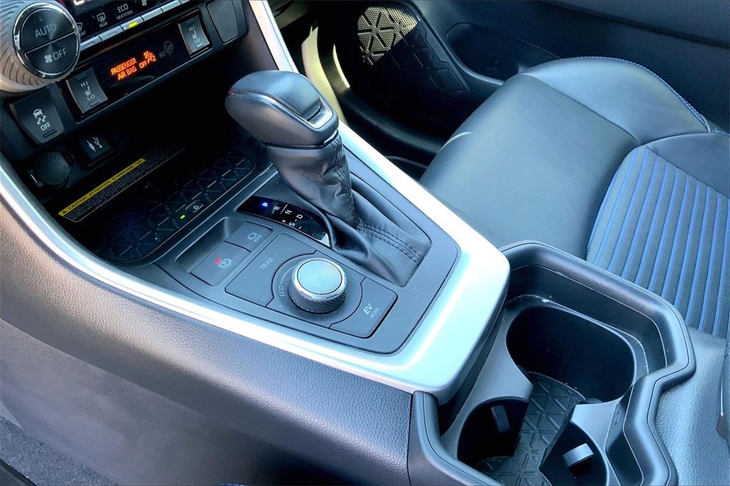 Used 2019 Toyota RAV4 XSE image 18