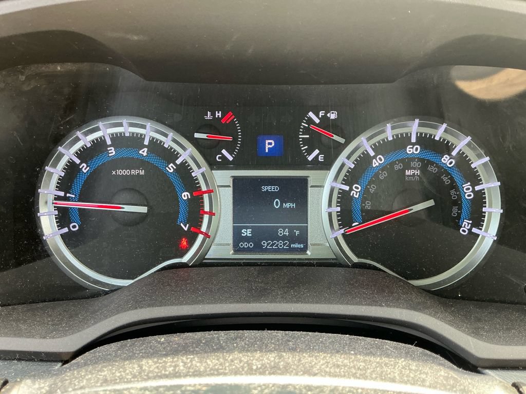 Used 2015 Toyota 4Runner SR5 Premium AWD/4WD image 29