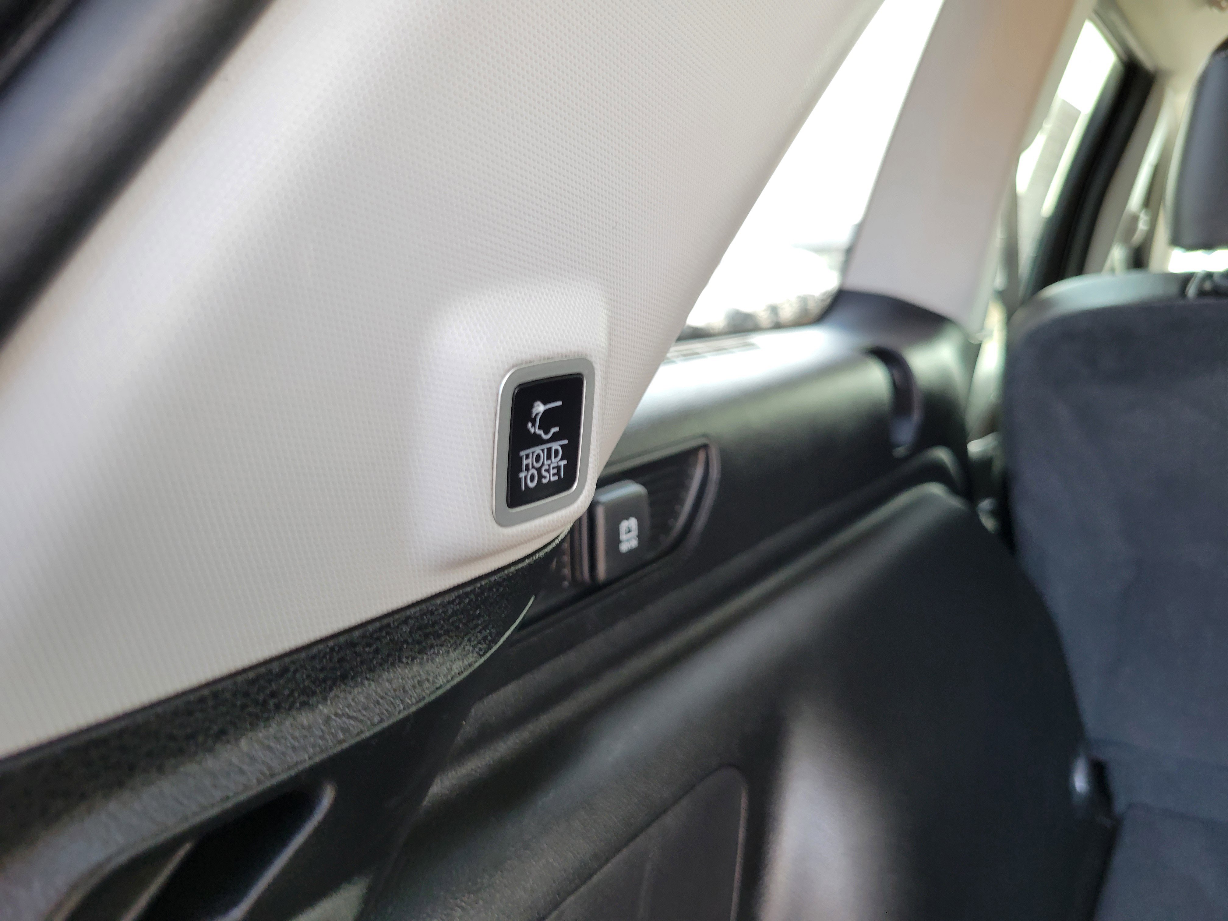 Used 2022 Jeep Grand Cherokee Limited 4xe image 22