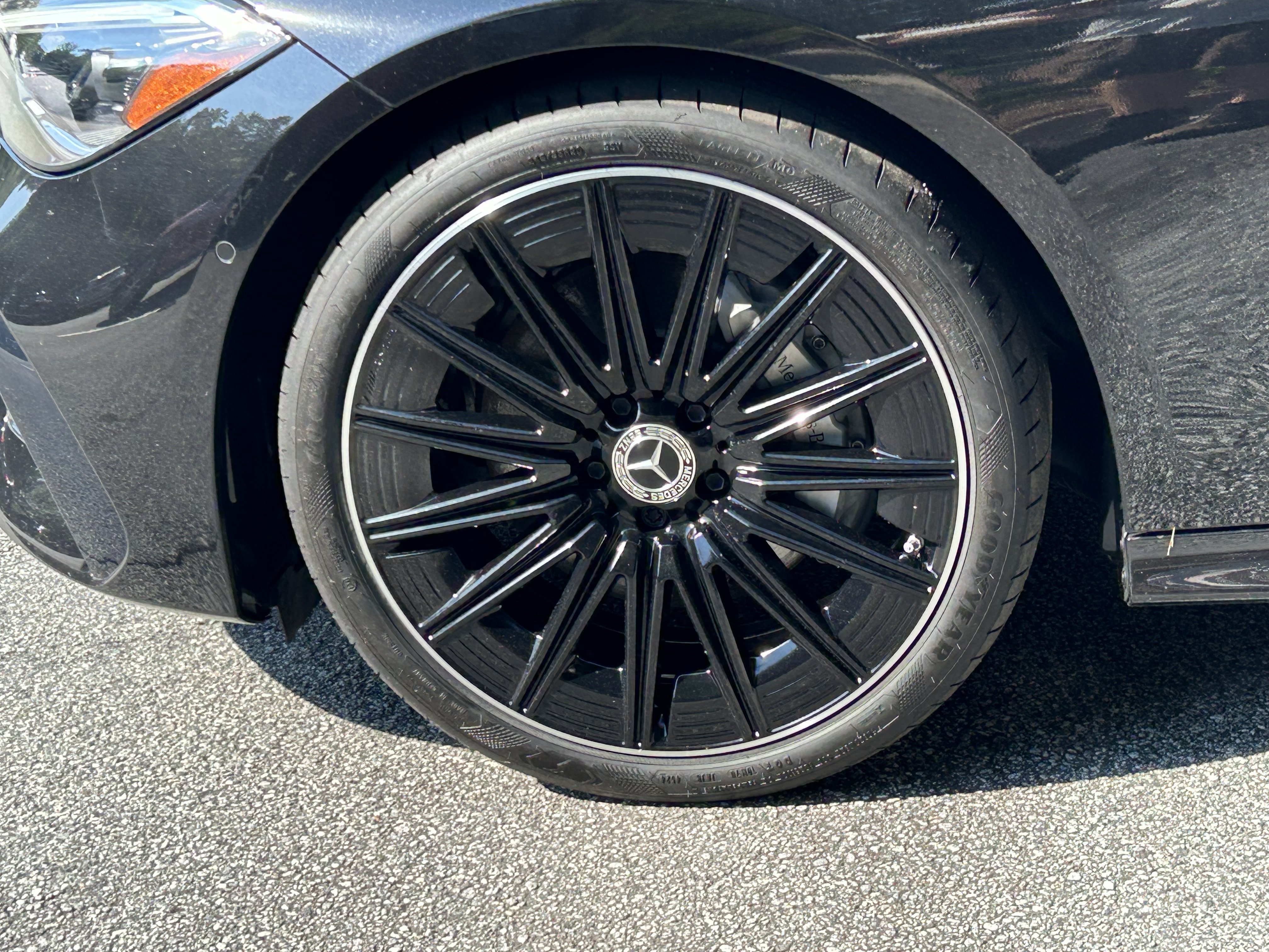Certified 2025 Mercedes-Benz CLE 300 4MATIC Coupe image 15