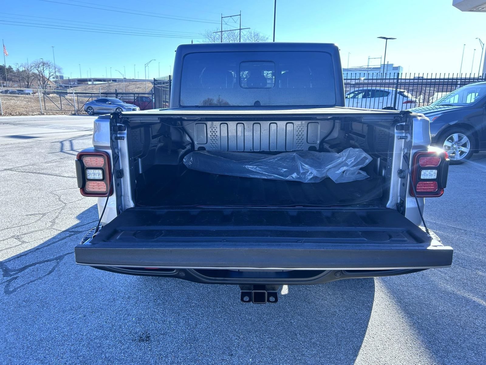 Used 2020 Jeep Gladiator Rubicon AWD/4WD image 23