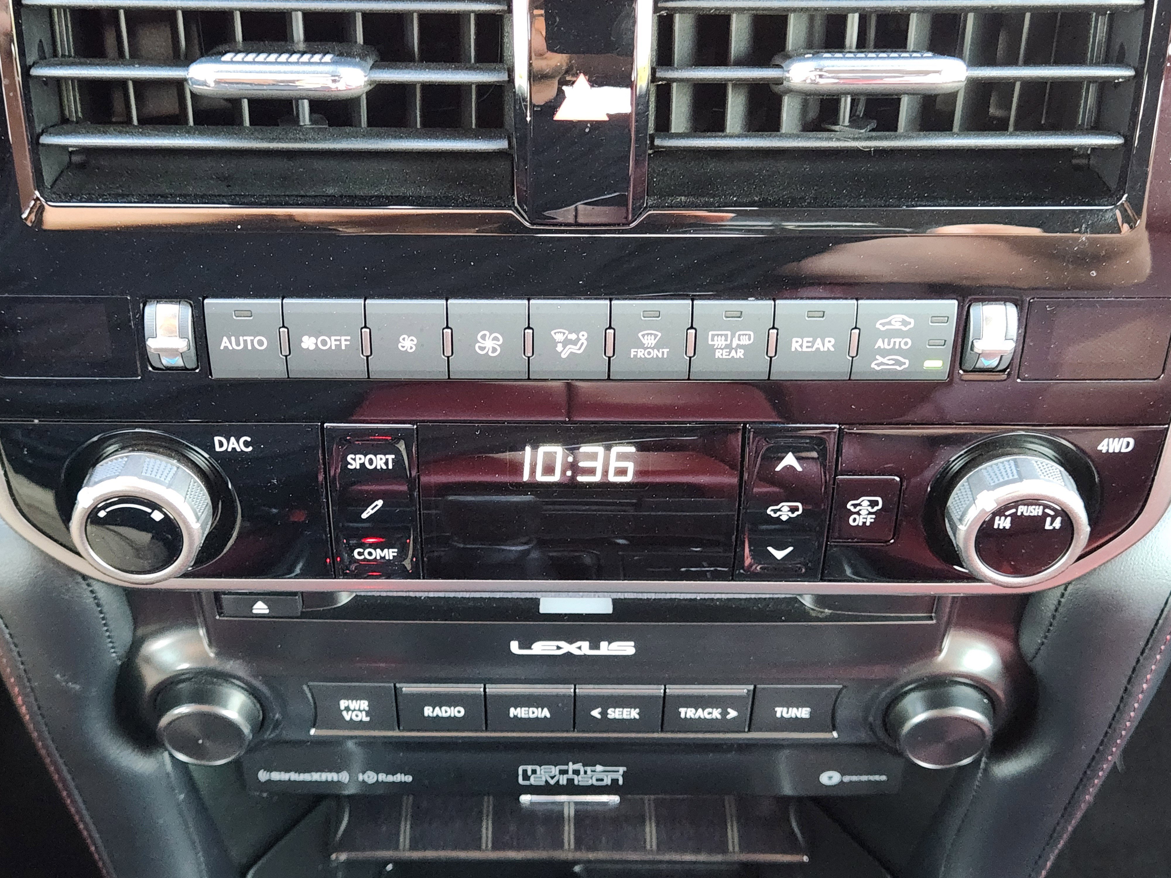 Certified 2023 Lexus GX 460 Luxury w/ Sport Design Package AWD/4WD image 40