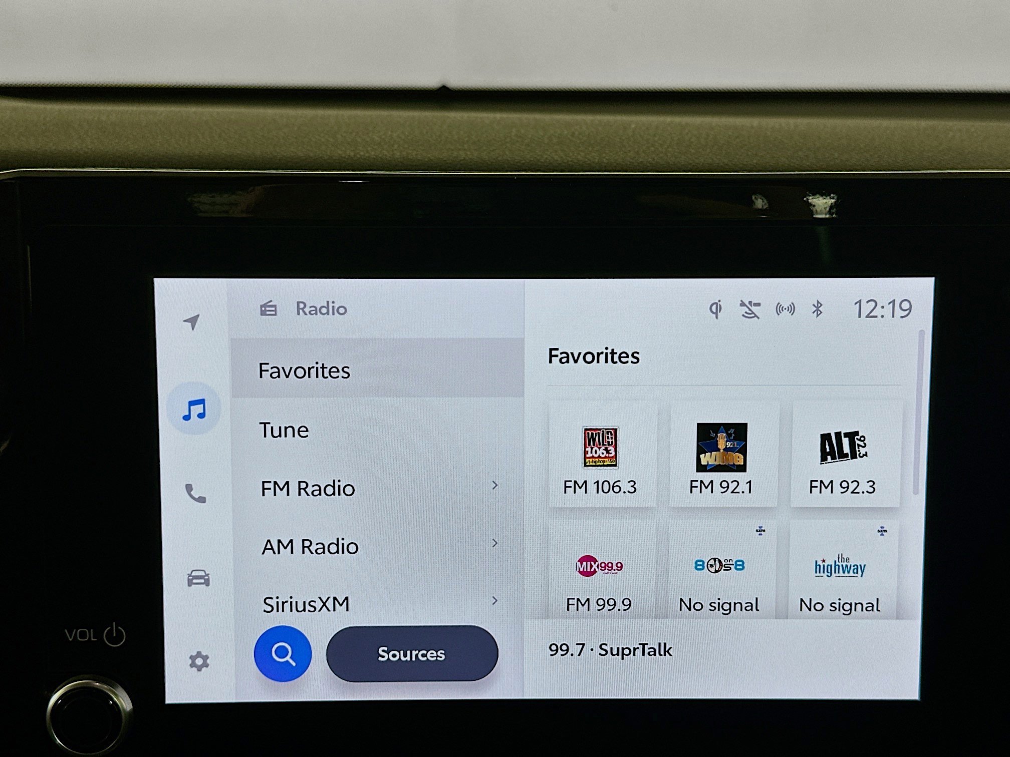 Used 2025 Toyota Camry LE image 21