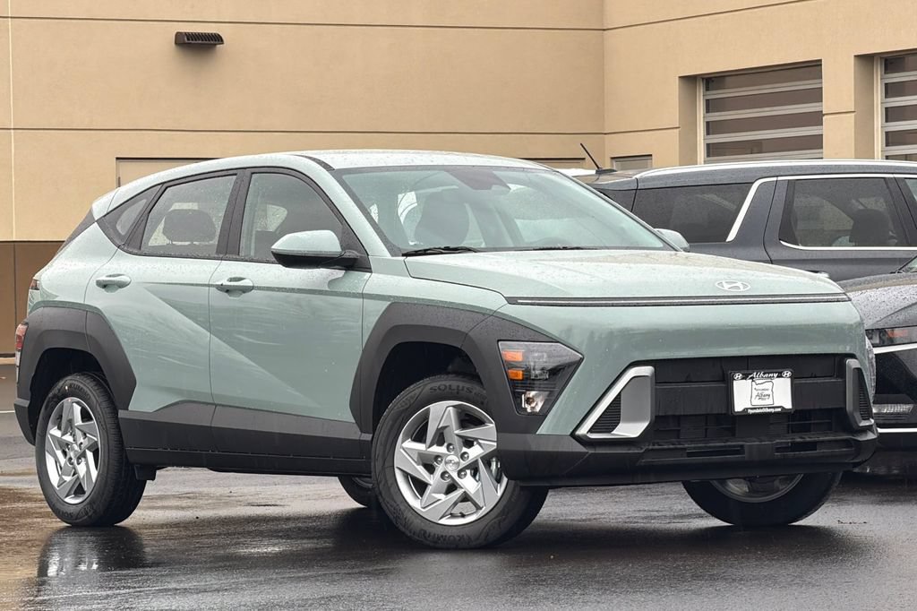 New 2026 Hyundai Kona SE AWD/4WD image 2