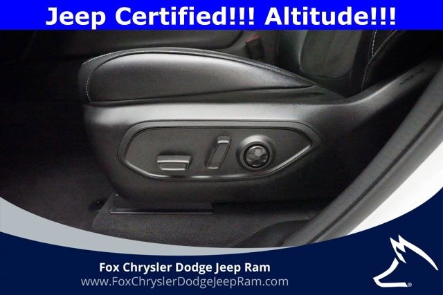 Certified 2023 Jeep Grand Cherokee L Laredo image 30