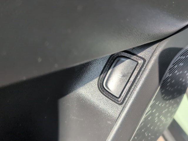 Certified 2025 Chevrolet Equinox ACTIV w/ Safety and Technology Package image 22