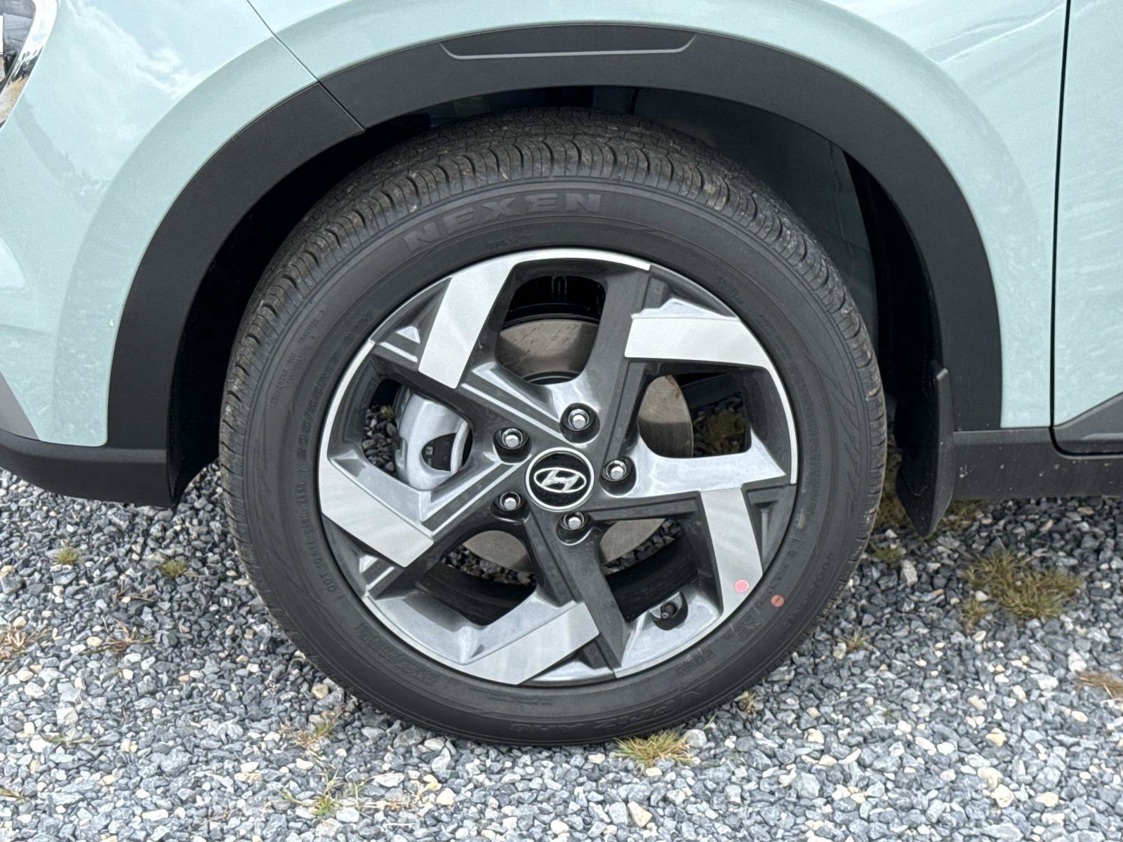 New 2026 Hyundai Venue SEL FWD image 18