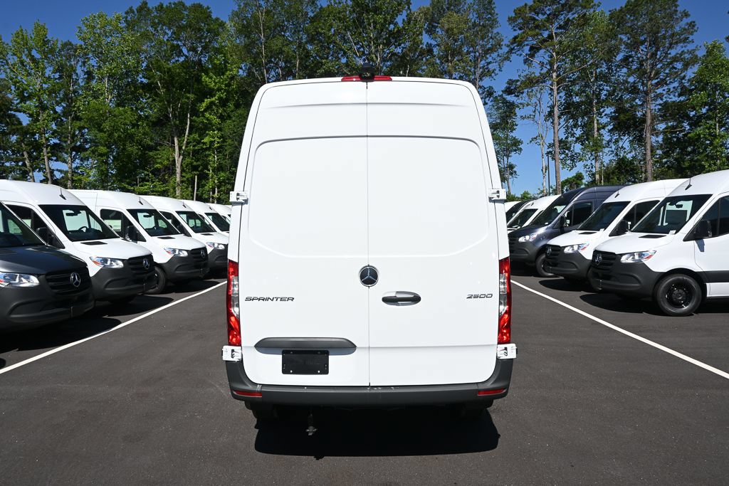 Used 2025 Mercedes-Benz Sprinter 2500 image 26