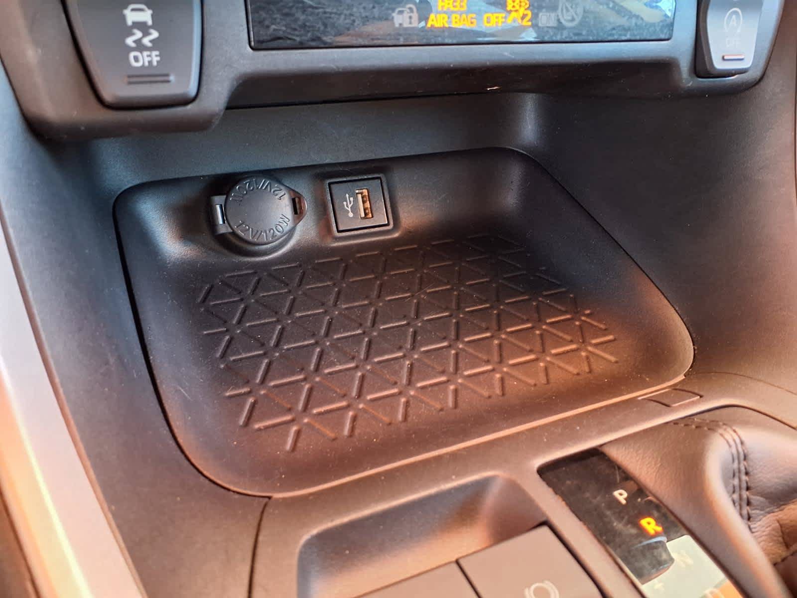 Certified 2024 Toyota RAV4 XLE AWD/4WD image 24