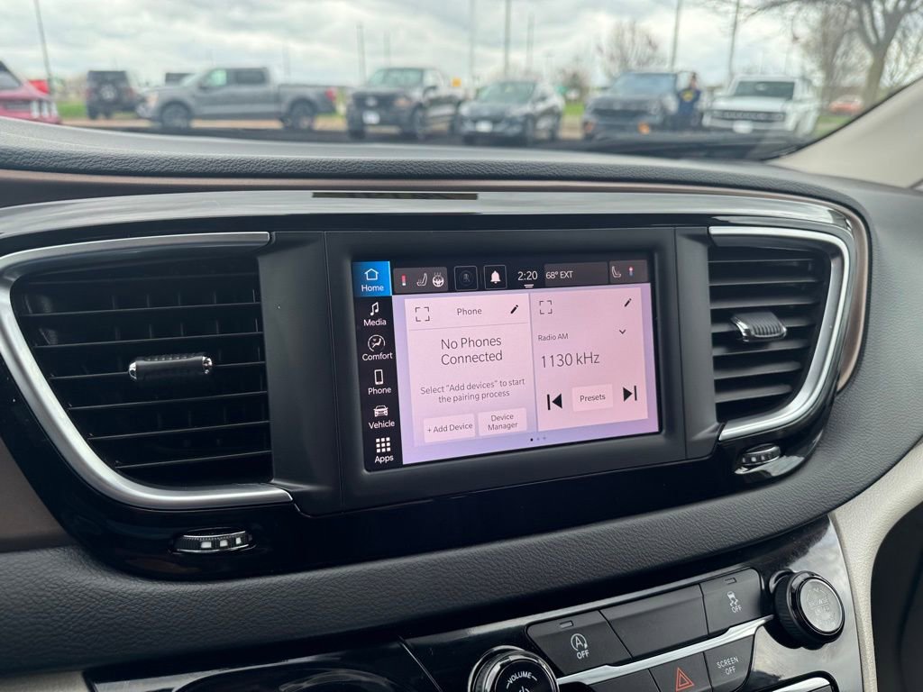 Used 2023 Chrysler Voyager LX FWD image 20