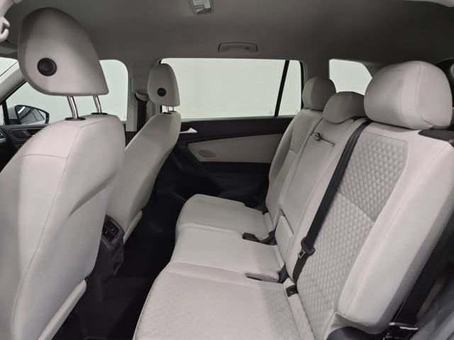Used 2019 Volkswagen Tiguan S image 15
