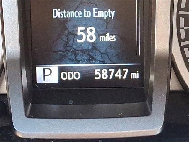 Used 2021 Toyota Tacoma Limited image 24