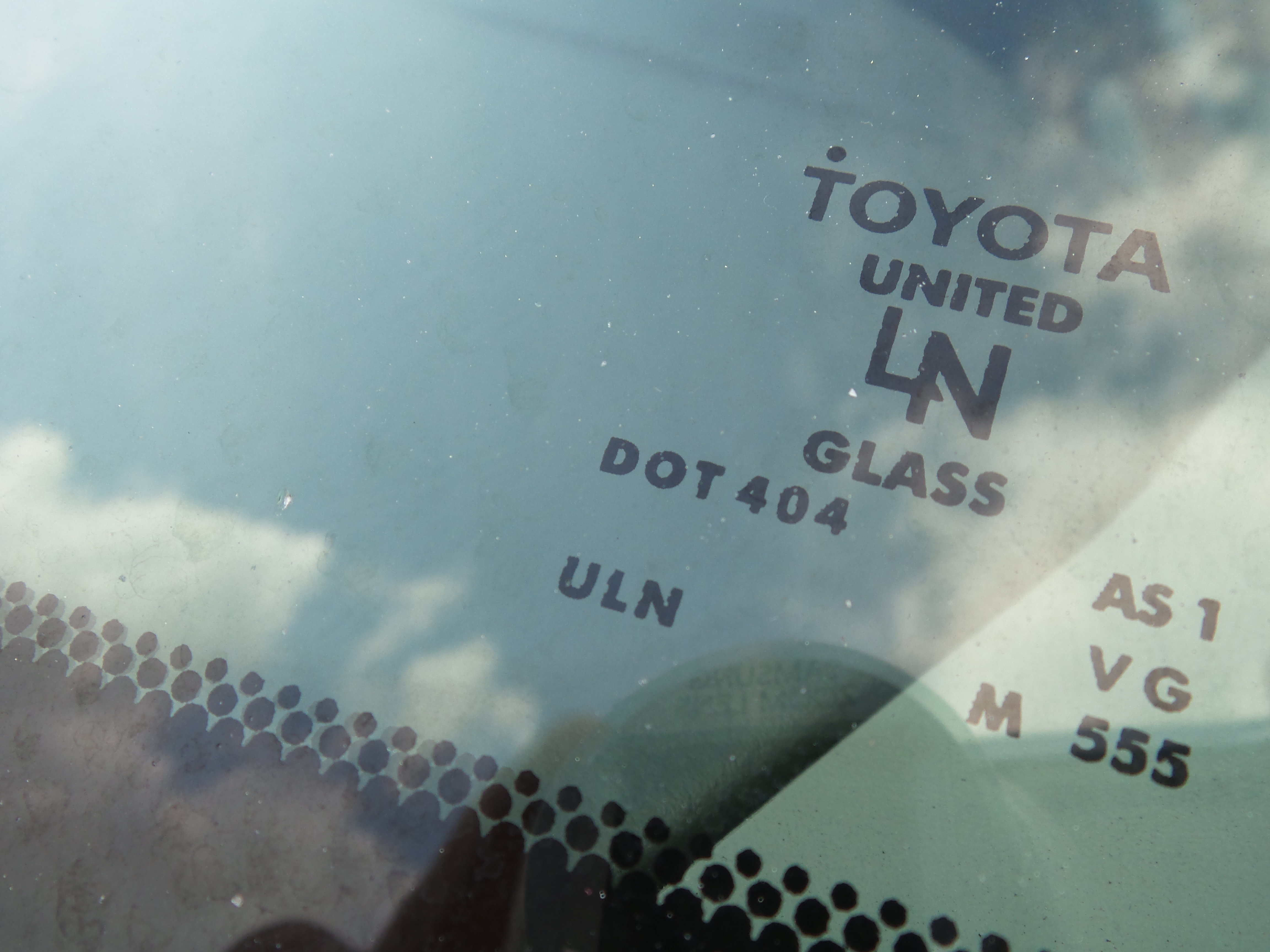 Used 2001 Toyota Sequoia SR5 AWD/4WD image 17