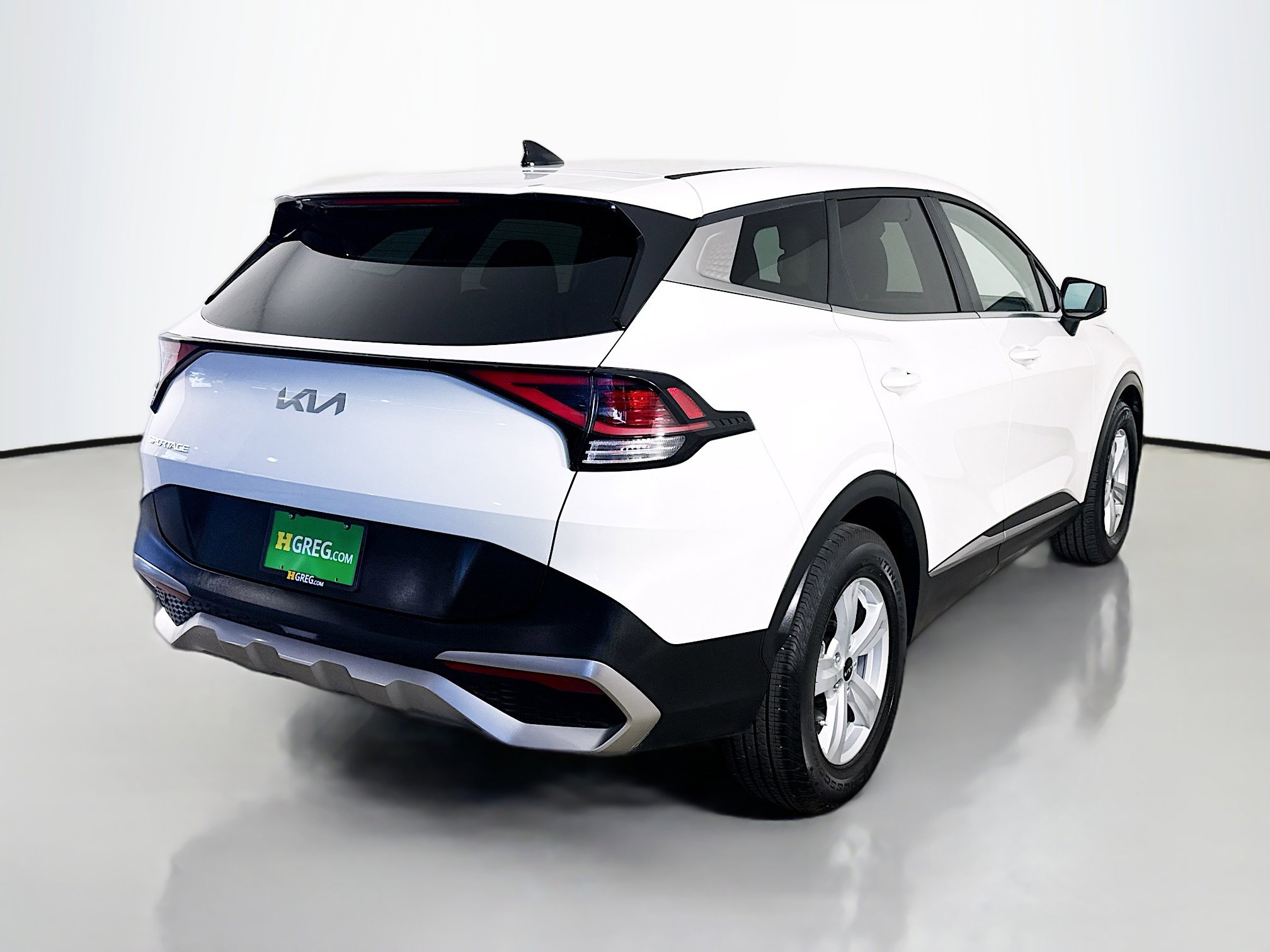 Used 2025 Kia Sportage LX image 10