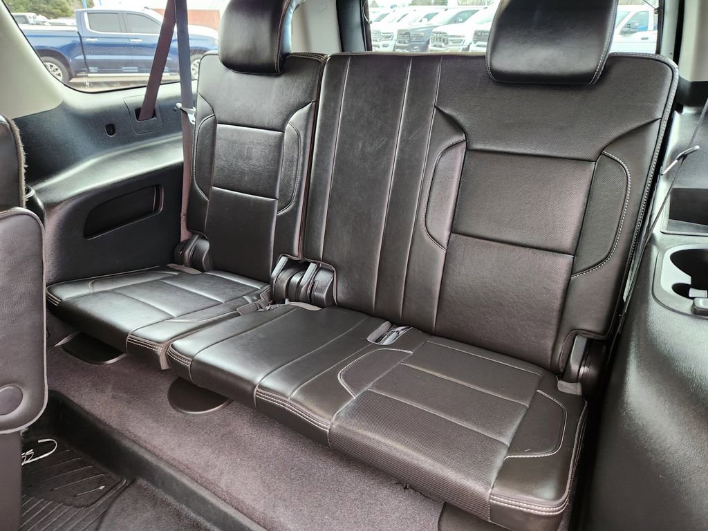 Used 2020 GMC Yukon XL Denali w/ Denali Premium Package image 10