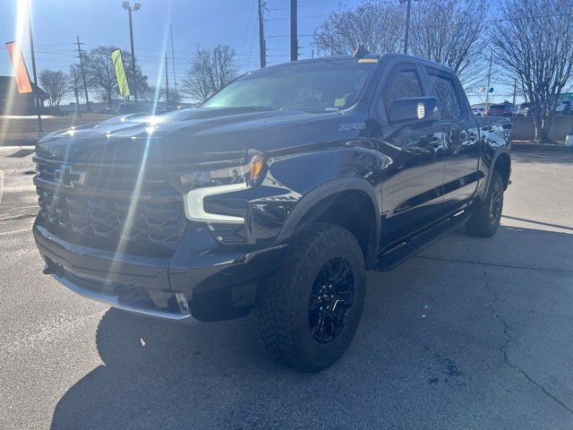 Used 2023 Chevrolet Silverado 1500 ZR2 w/ Technology Package image 8