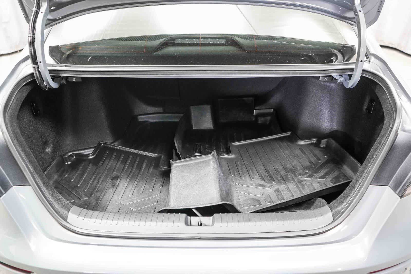 Used 2024 Honda Accord EX-L image 34