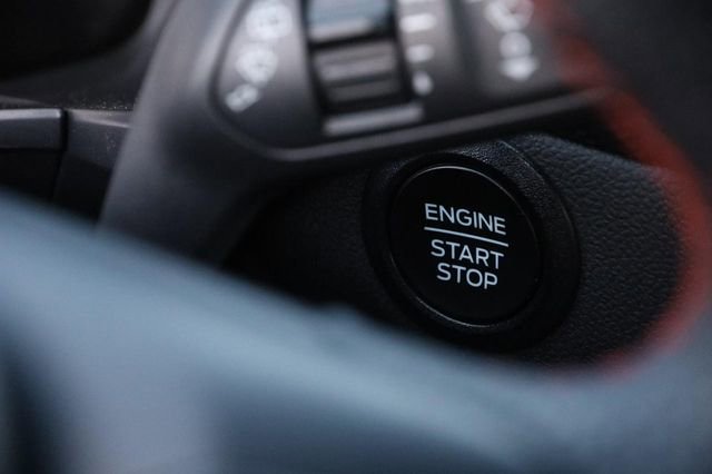 Certified 2024 Ford Escape ST-Line image 15