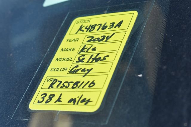 Used 2024 Kia Seltos EX AWD/4WD image 14