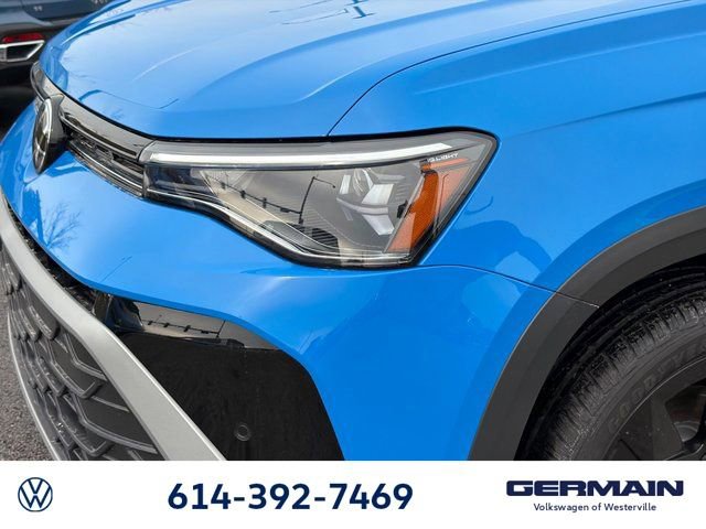 New 2026 Volkswagen Taos SE image 14