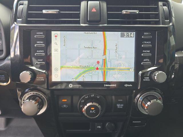 Used 2024 Toyota 4Runner TRD Off-Road Premium w/ Moonroof Package AWD/4WD image 20