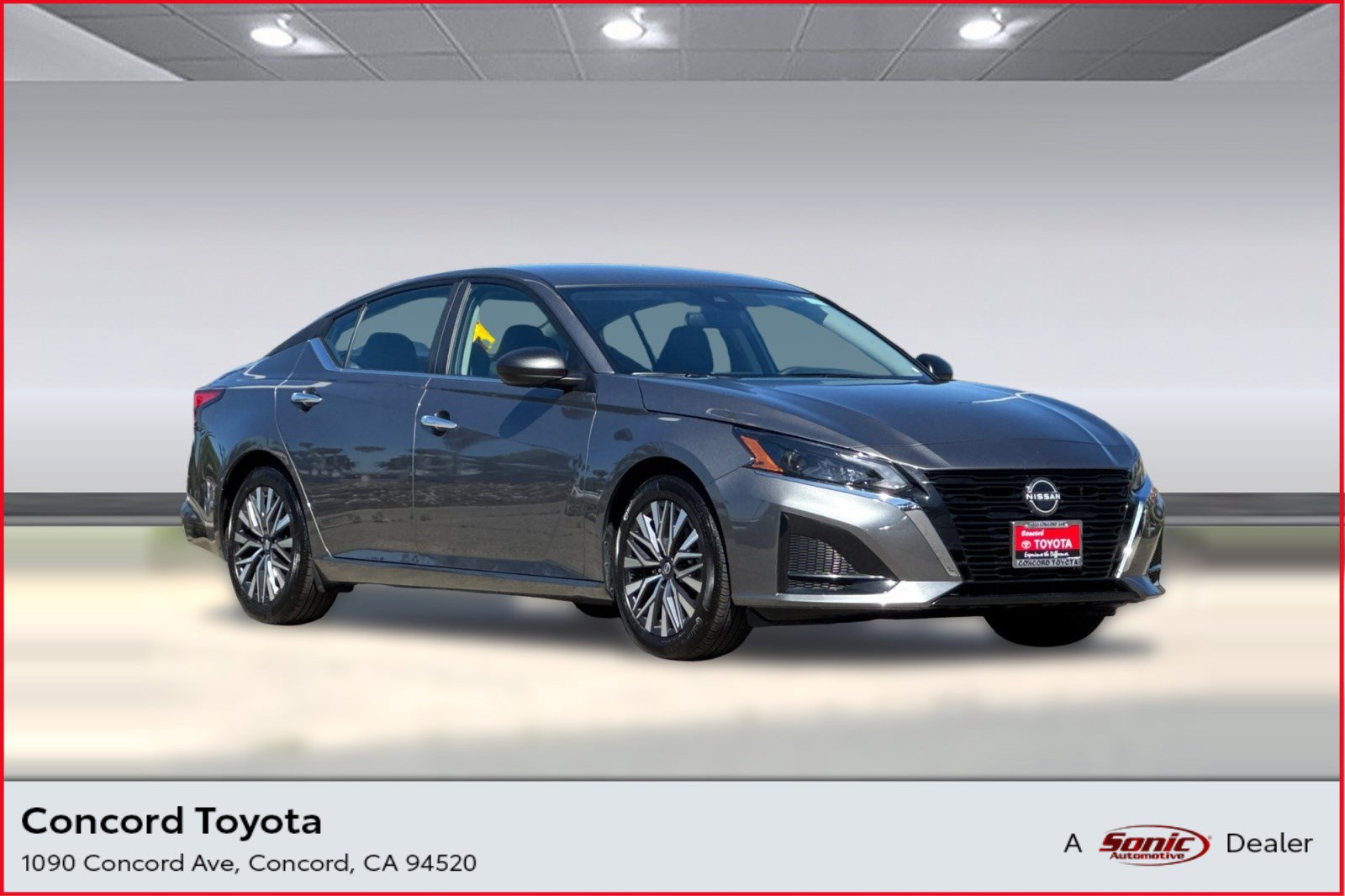 Used 2025 Nissan Altima 2.5 SV image 1