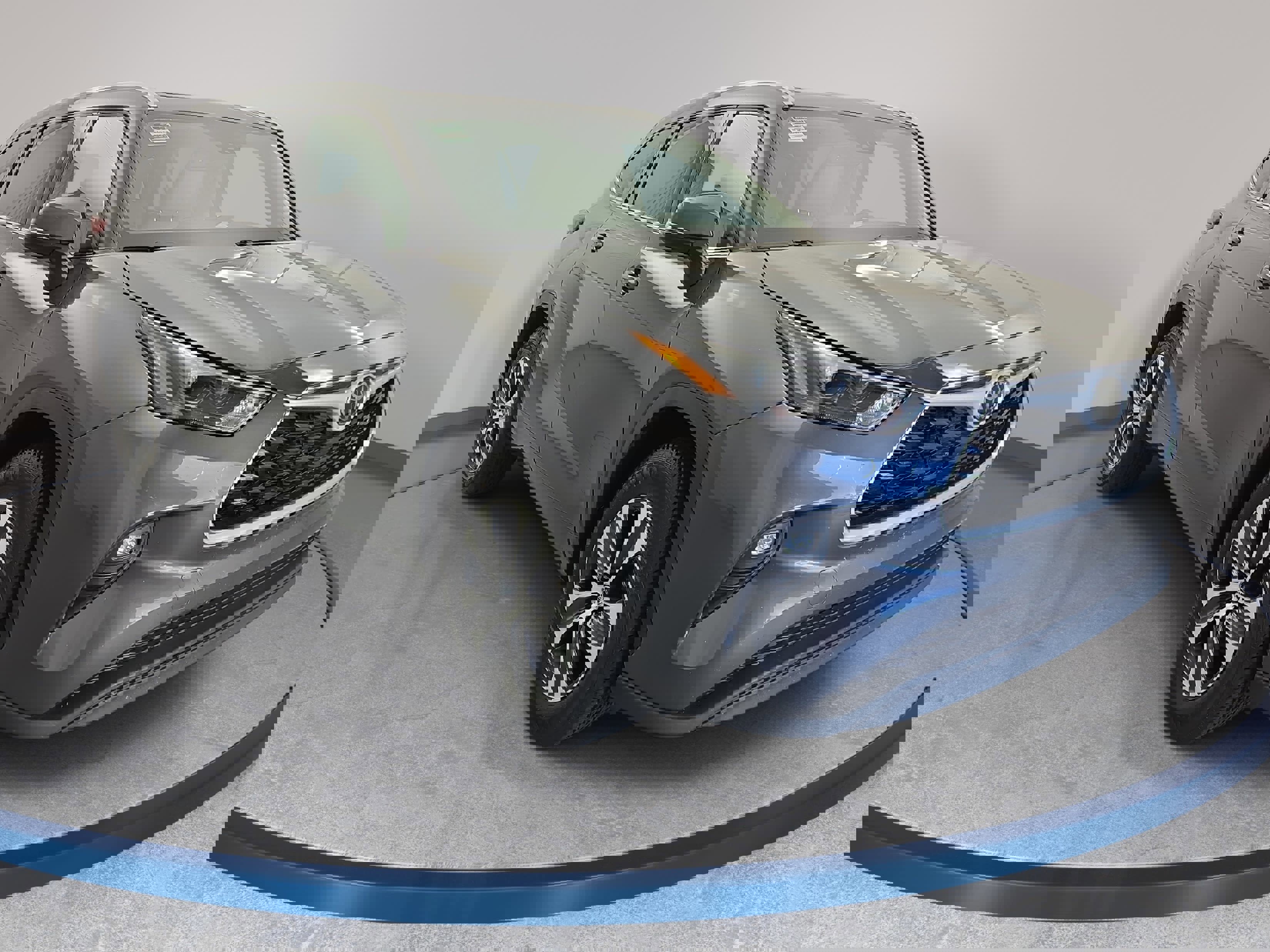 Used 2022 Toyota Highlander XLE image 3