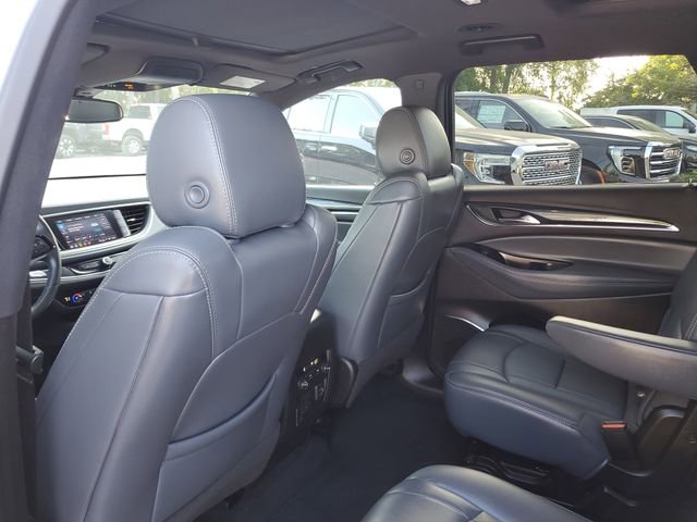 Used 2023 Buick Enclave Essence w/ Experience Buick Package FWD image 8