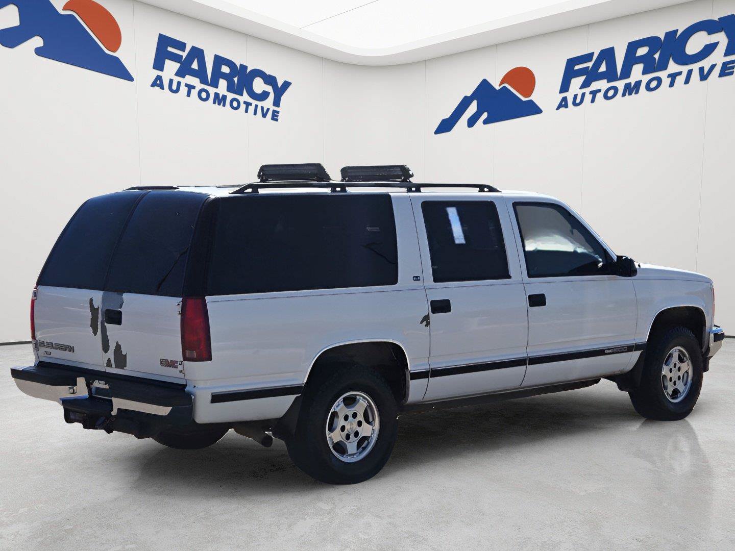 Used 1999 GMC Suburban 4WD w/ Marketing Opt Pkg 2 image 5