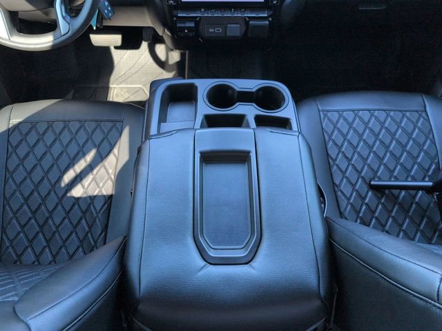 Used 2022 Chevrolet Silverado 2500 Custom w/ Custom Value Package image 16