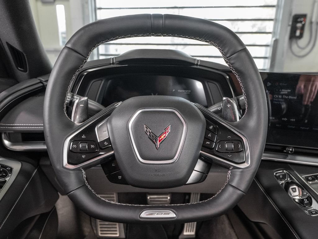 Used 2024 Chevrolet Corvette Z06 RWD image 24