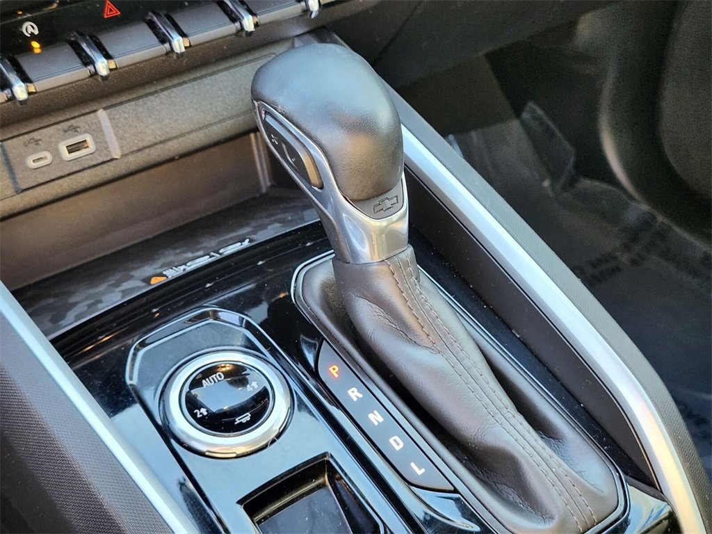 Used 2024 Chevrolet Colorado LT w/ LT Convenience Package II image 25