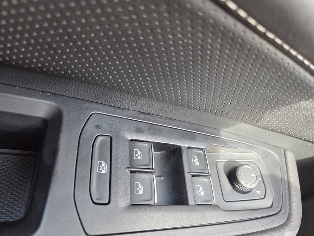 Used 2026 Volkswagen Atlas SE AWD/4WD image 20