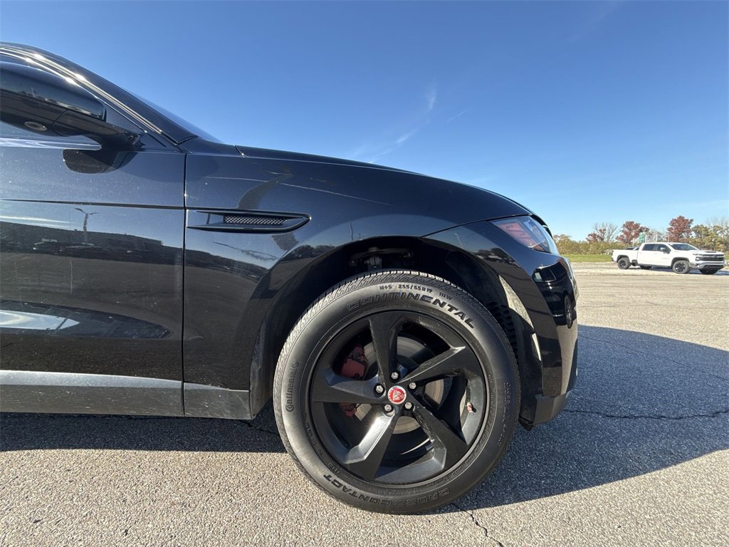 Used 2020 Jaguar F-PACE Prestige image 19