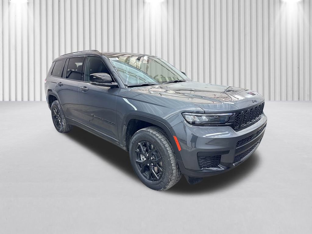 New 2025 Jeep Grand Cherokee L Altitude image 2