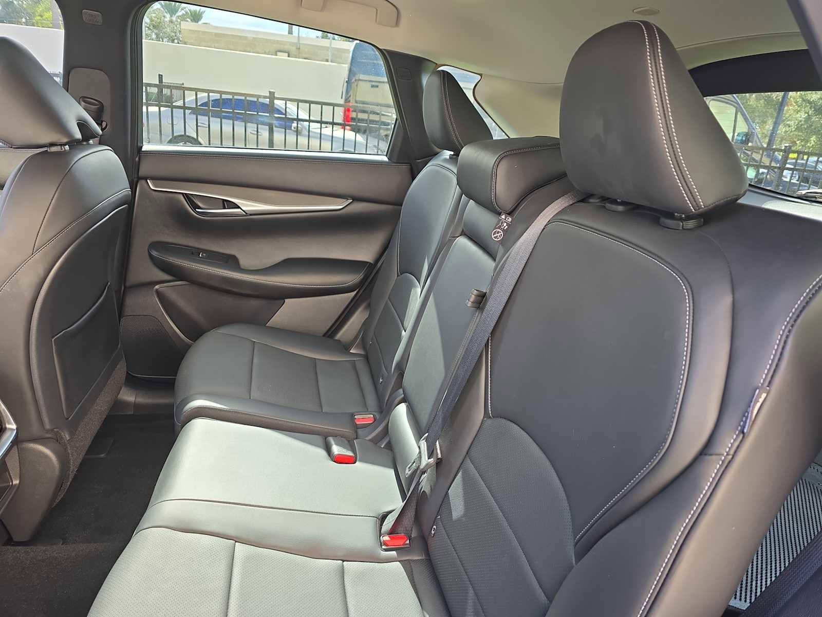 Used 2022 INFINITI QX50 Luxe image 11