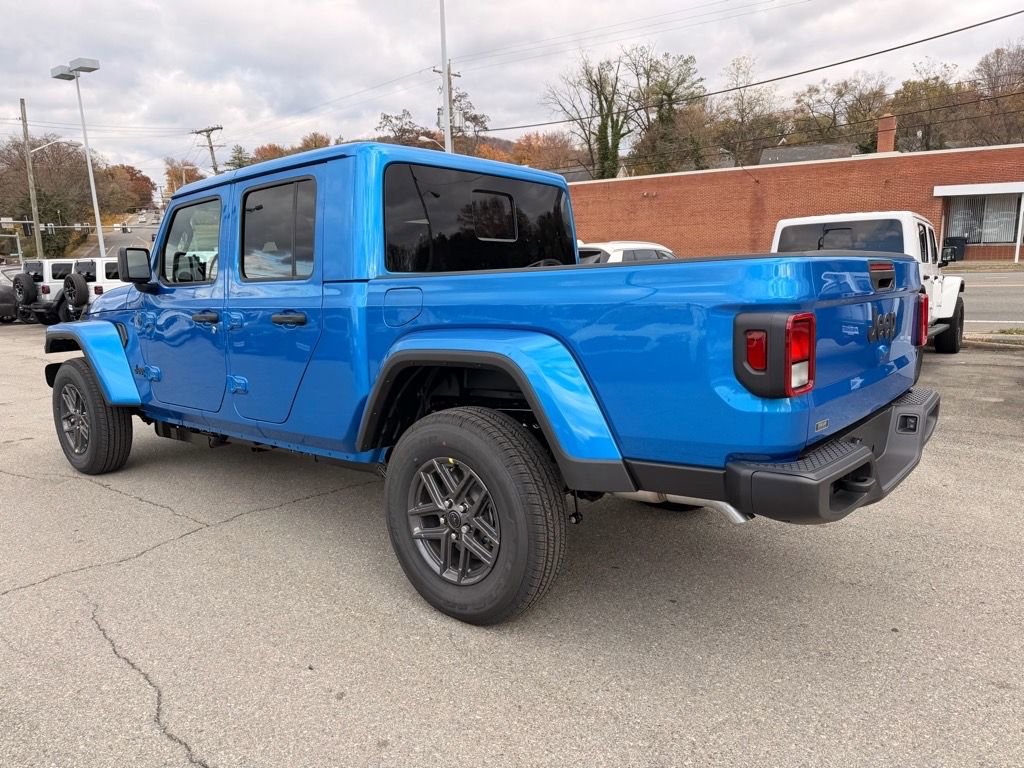 New 2026 Jeep Gladiator Sport image 6